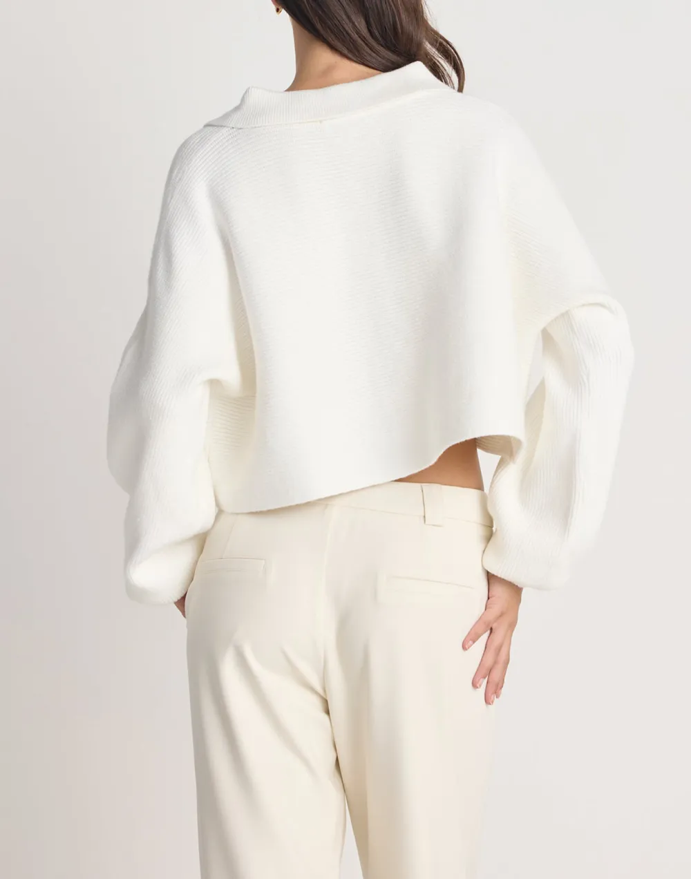 Cropped Soft Off White Knitted Jumper